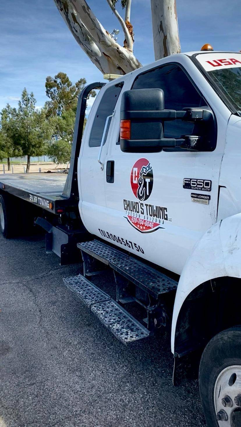 Chuko's Towing Tow Truck